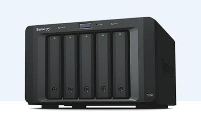 硬盘装满了？NAS重度患者的两个存储扩容选择